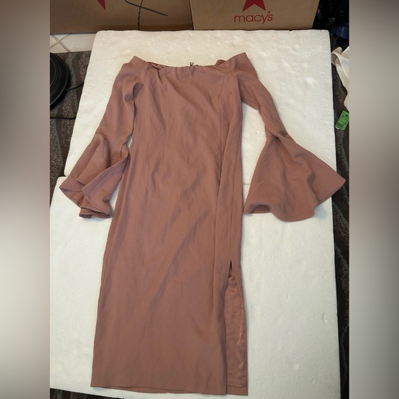 Bardot solange off the shoulder midi dress sheath flare sleeves - Picture 6 of 13